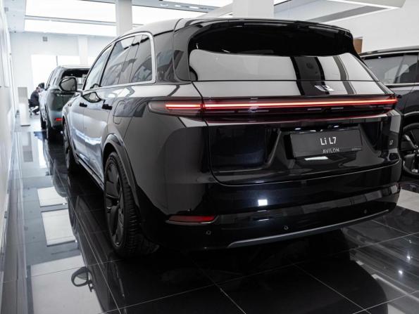 Новый Li Auto (Lixiang) L7 I Рестайлинг 2025 года, цена 10 690 000 рублей, внедорожник, Автокод Объявления