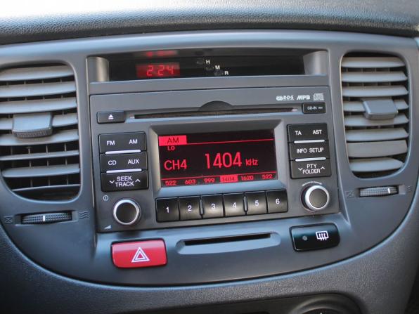 Kia Rio II Рестайлинг с пробегом 2010 года, цена 379 000 рублей, 219511 км, седан, Автокод Объявления