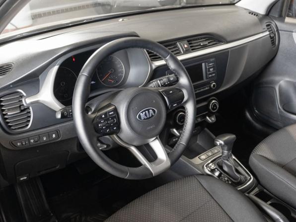 Kia Rio IV Рестайлинг с пробегом 2021 года, цена 1 834 500 рублей, 98197 км, хэтчбек, Автокод Объявления