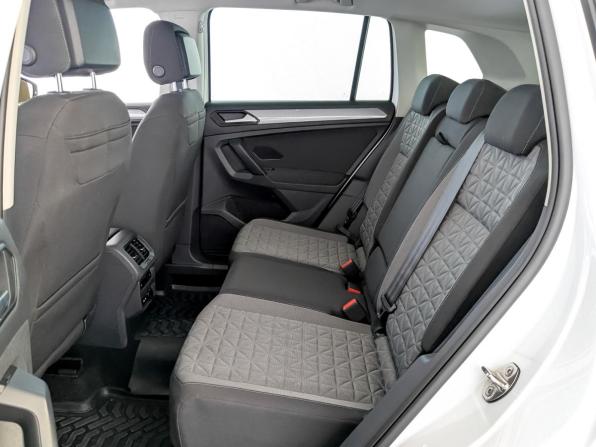 Volkswagen Tiguan II Рестайлинг с пробегом 2021 года, цена 3 150 000 рублей, 52829 км, внедорожник, Автокод Объявления
