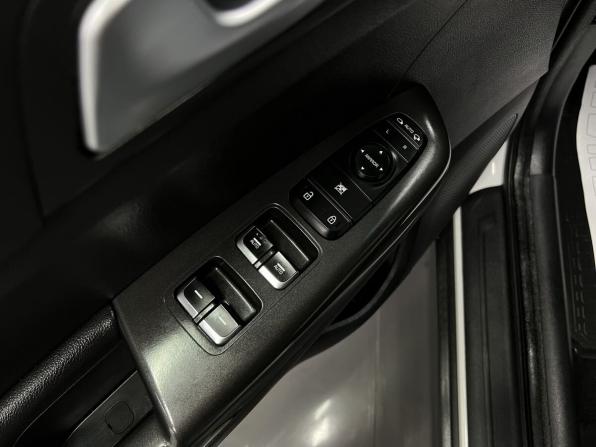 Kia Sportage IV с пробегом 2018 года, цена 1 770 000 рублей, 159744 км, внедорожник, Автокод Объявления