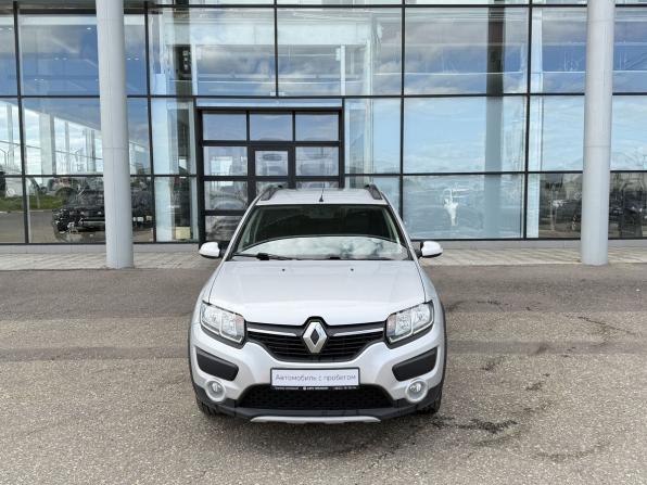 Renault Sandero II с пробегом 2016 года, цена 930 000 рублей, 121859 км, хэтчбек, Автокод Объявления