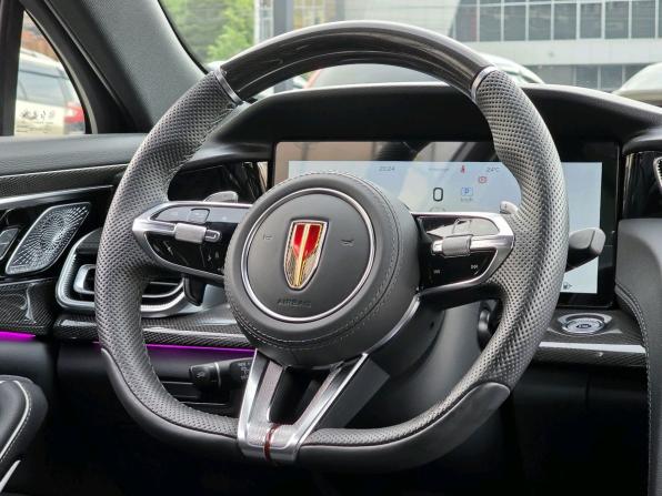 Hongqi H6 с пробегом 2025 года, цена 4 099 000 рублей, 2332 км, лифтбек, Автокод Объявления