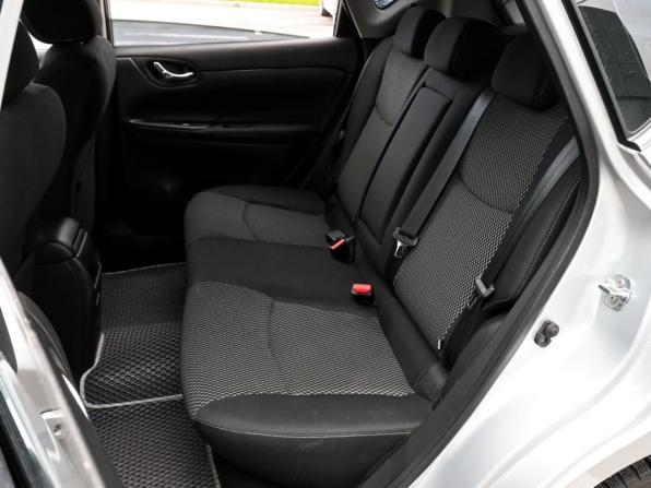 Nissan Tiida II с пробегом 2015 года, цена 1 064 900 рублей, 159948 км, хэтчбек, Автокод Объявления