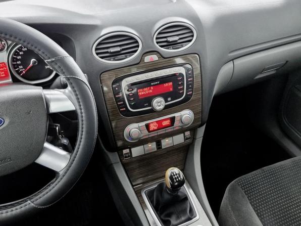 Ford Focus II Рестайлинг с пробегом 2009 года, цена 458 000 рублей, 306157 км, седан, Автокод Объявления