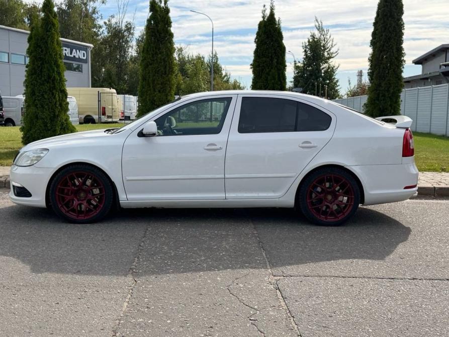 Skoda Octavia RS II Рестайлинг Москва  - изображение 4