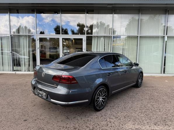 Volkswagen Passat B7 с пробегом 2012 года, цена 1 020 000 рублей, 317111 км, седан, Автокод Объявления