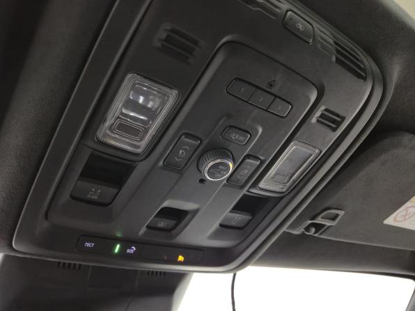 Cadillac Escalade V с пробегом 2023 года, цена 12 995 000 рублей, 87189 км, внедорожник, Автокод Объявления