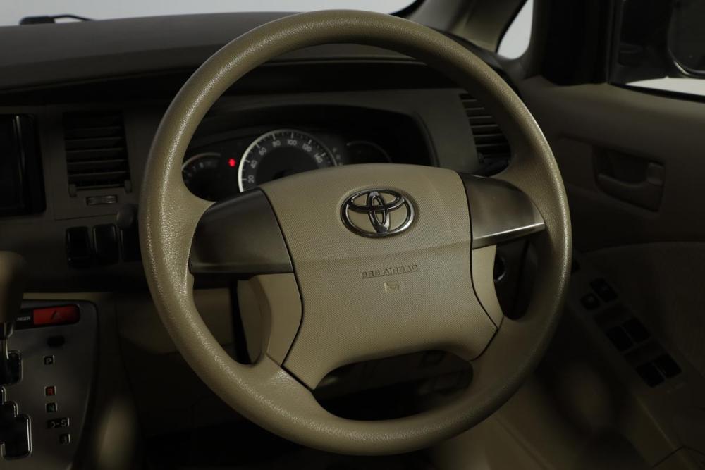 Toyota ISis I Рестайлинг Новосибирск  - изображение 12