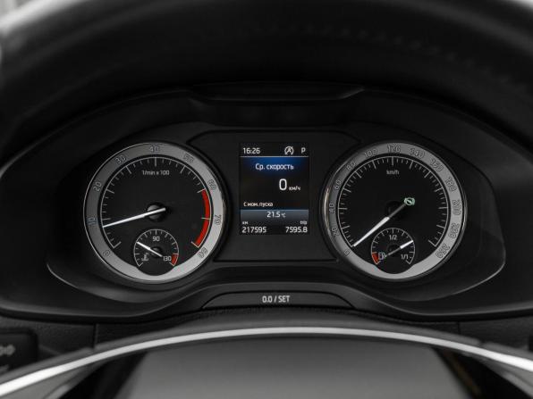 Skoda Karoq I с пробегом 2020 года, цена 2 140 000 рублей, 217592 км, внедорожник, Автокод Объявления