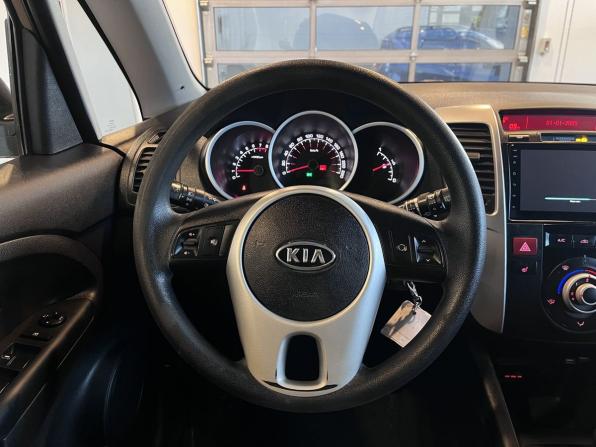 Kia Venga I с пробегом 2012 года, цена 557 000 рублей, 181610 км, компактвэн, Автокод Объявления