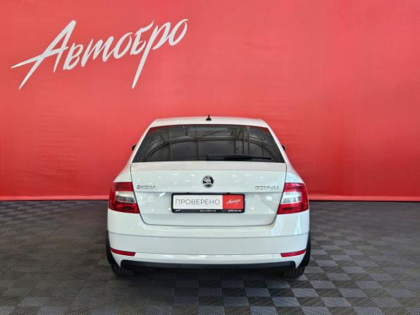 Skoda Octavia III (A7) Рестайлинг с пробегом 2020 года, цена 1 595 000 рублей, 170936 км, лифтбек, Автокод Объявления