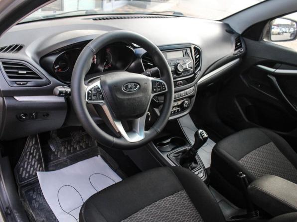 Lada (ВАЗ) Vesta I с пробегом 2018 года, цена 599 400 рублей, 227344 км, седан, Автокод Объявления