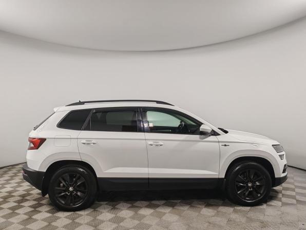 Skoda Karoq I с пробегом 2022 года, цена 2 599 000 рублей, 85227 км, внедорожник, Автокод Объявления