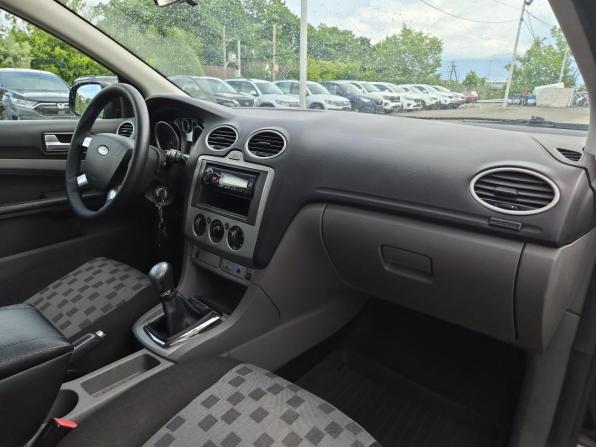 Ford Focus II Рестайлинг с пробегом 2008 года, цена 580 000 рублей, 205659 км, седан, Автокод Объявления