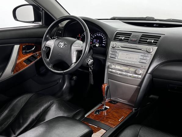 Toyota Camry VI (XV40) Рестайлинг с пробегом 2010 года, цена 1 200 000 рублей, 360000 км, седан, Автокод Объявления