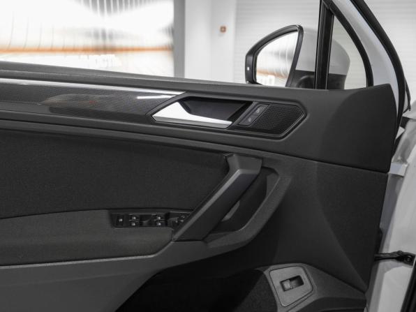 Volkswagen Tiguan II с пробегом 2018 года, цена 2 645 000 рублей, 148538 км, внедорожник, Автокод Объявления