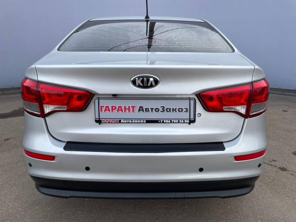 Kia Rio III Рестайлинг с пробегом 2016 года, цена 825 000 рублей, 142628 км, седан, Автокод Объявления