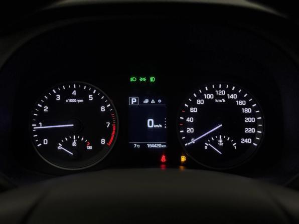 Hyundai Tucson III с пробегом 2016 года, цена 1 615 000 рублей, 194420 км, внедорожник, Автокод Объявления
