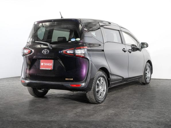 Toyota Sienta II с пробегом 2018 года, цена 1 549 500 рублей, 47000 км, компактвэн, Автокод Объявления