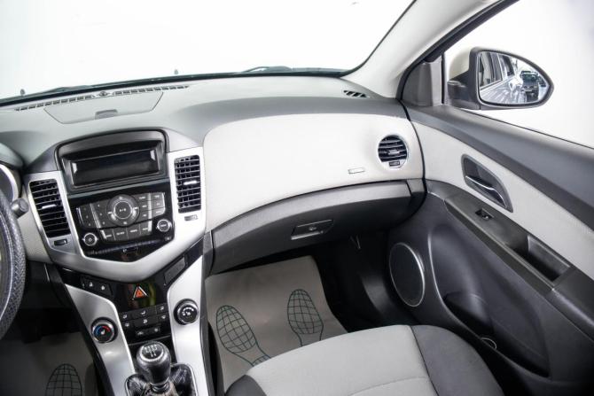 Chevrolet Cruze I с пробегом 2011 года, цена 689 000 рублей, 185245 км, седан, Автокод Объявления