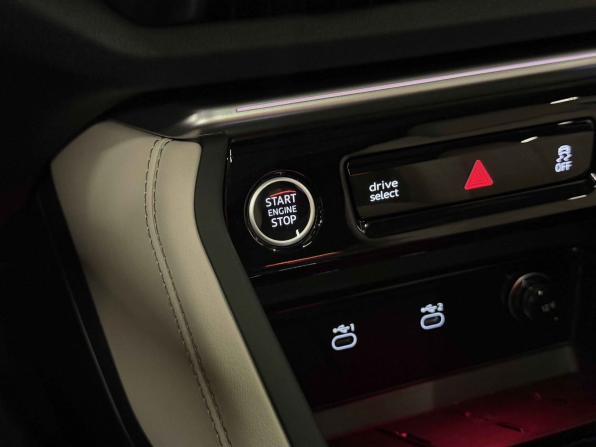 Audi Q5 III с пробегом 2026 года, цена 8 747 000 рублей, 27 км, внедорожник, Автокод Объявления