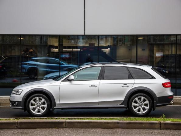 Audi A4 allroad IV (B8) Рестайлинг с пробегом 2012 года, цена 1 959 000 рублей, 90489 км, универсал, Автокод Объявления