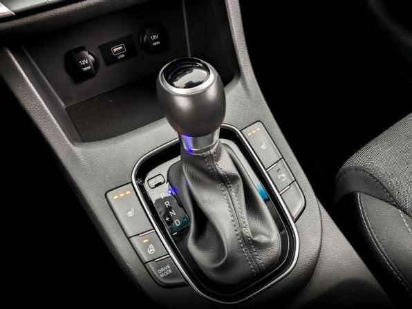 Hyundai i30 III Рестайлинг 2 с пробегом 2022 года, цена 1 820 000 рублей, 103890 км, универсал, Автокод Объявления