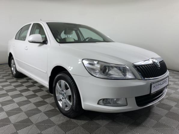 Skoda Octavia II (A5) Рестайлинг с пробегом 2011 года, цена 970 000 рублей, 123000 км, лифтбек, Автокод Объявления