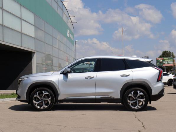 Geely Atlas II с пробегом 2024 года, цена 2 800 000 рублей, 45184 км, внедорожник, Автокод Объявления