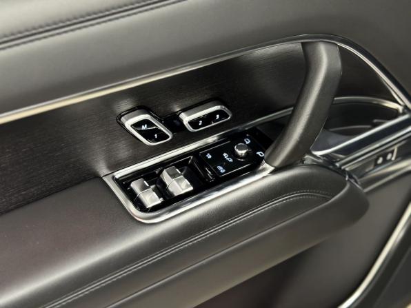 Land Rover Range Rover V с пробегом 2022 года, цена 13 800 000 рублей, 92573 км, внедорожник, Автокод Объявления