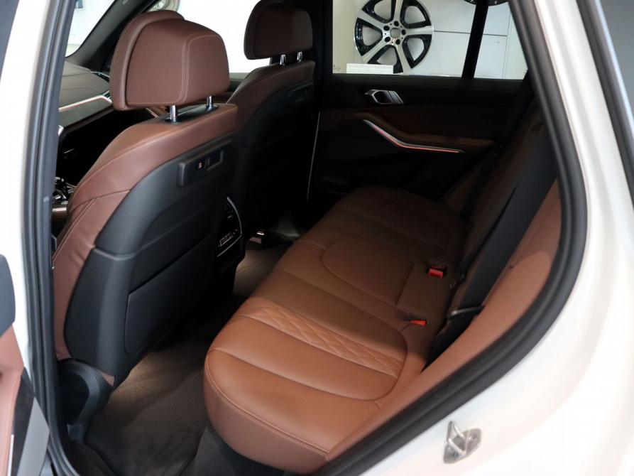 BMW X5 IV (G05/G18) Рестайлинг Калининград  - изображение 32