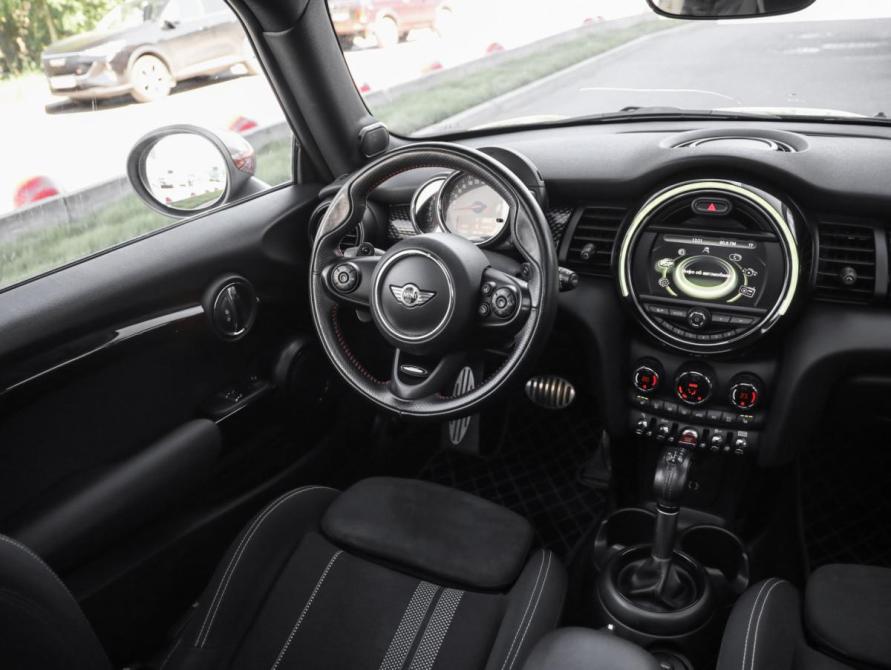 Mini Hatch III (F55/F56) Санкт-Петербург  - изображение 15