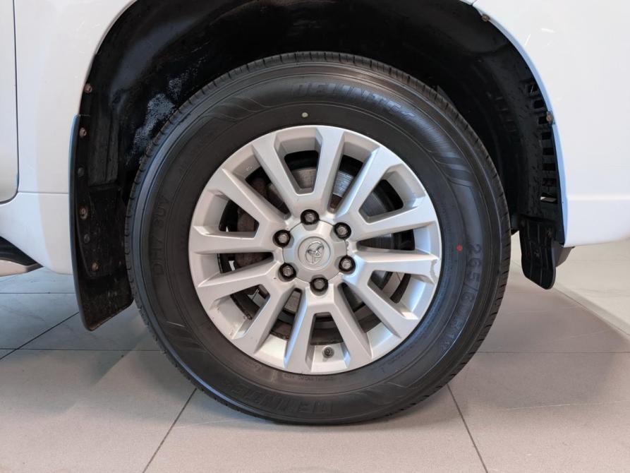 Toyota Land Cruiser Prado 150 Series Рестайлинг 1 Санкт-Петербург  - изображение 18