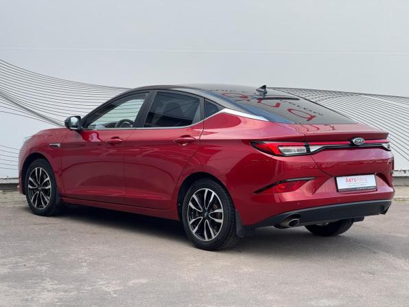 JAC J7 I с пробегом 2021 года, цена 1 150 000 рублей, 43984 км, хэтчбек, Автокод Объявления