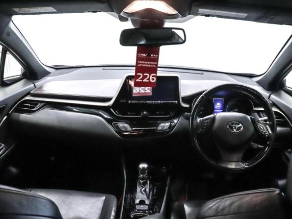 Toyota C-HR I с пробегом 2017 года, цена 1 899 000 рублей, 98527 км, внедорожник, Автокод Объявления