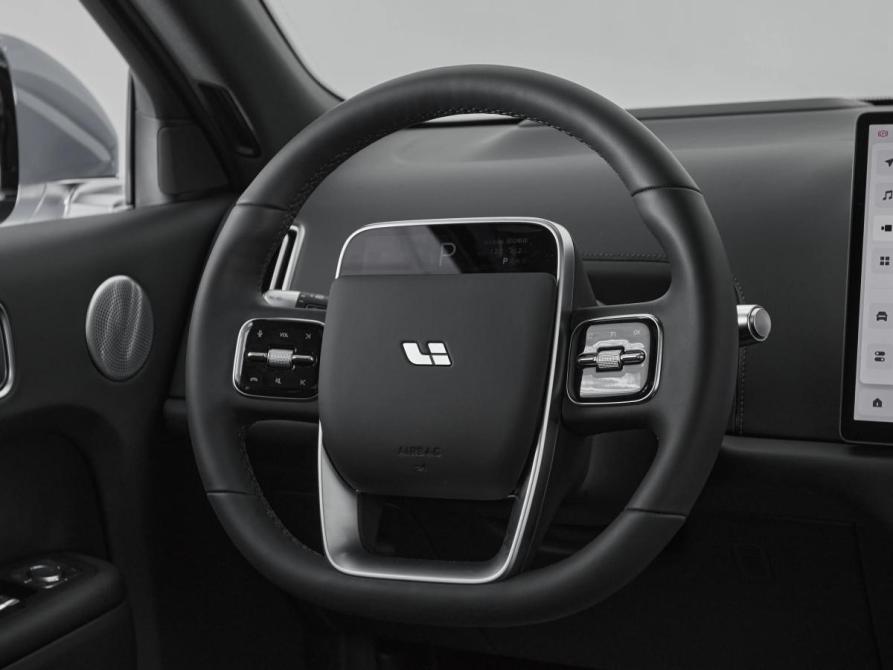 Li Auto (Lixiang) L8 I Москва  - изображение 11