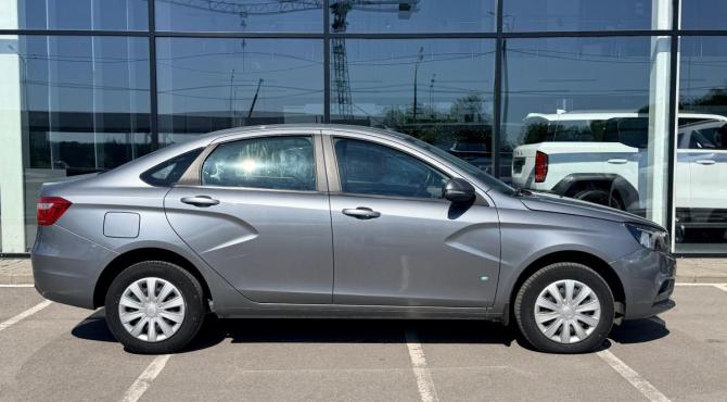 Lada (ВАЗ) Vesta I с пробегом 2018 года, цена 865 000 рублей, 111900 км, седан, Автокод Объявления
