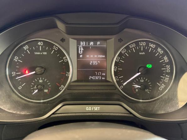 Skoda Octavia III (A7) с пробегом 2014 года, цена 915 000 рублей, 240000 км, лифтбек, Автокод Объявления