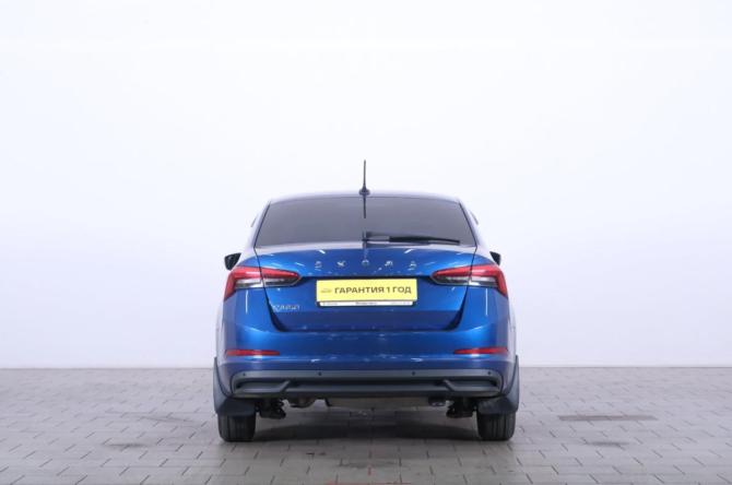 Skoda Rapid II с пробегом 2021 года, цена 2 309 000 рублей, 6000 км, лифтбек, Автокод Объявления