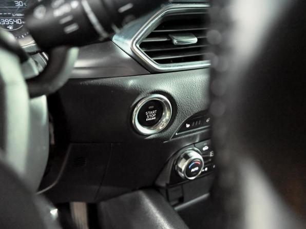 Mazda CX-5 II с пробегом 2017 года, цена 2 550 000 рублей, 139471 км, внедорожник, Автокод Объявления