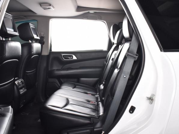 Nissan Pathfinder IV с пробегом 2015 года, цена 2 149 995 рублей, 186626 км, внедорожник, Автокод Объявления