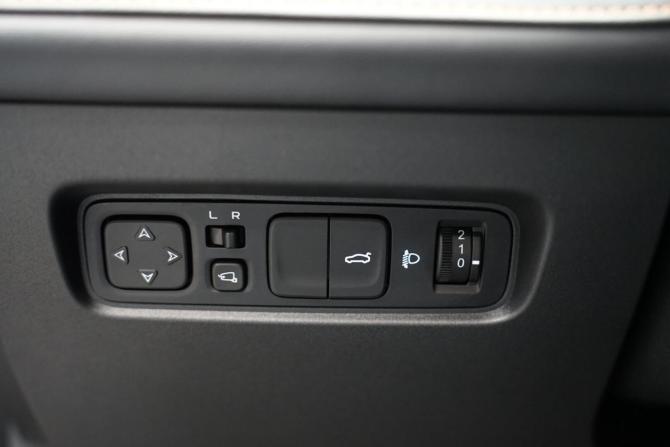 Changan UNI-V I с пробегом 2024 года, цена 2 470 000 рублей, 31000 км, лифтбек, Автокод Объявления