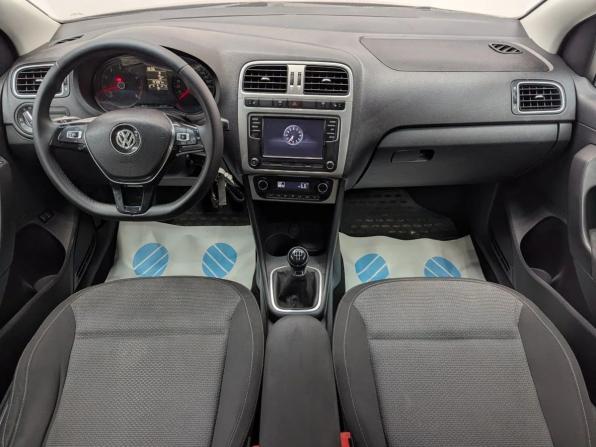 Volkswagen Polo V Рестайлинг с пробегом 2018 года, цена 1 098 000 рублей, 137000 км, седан, Автокод Объявления