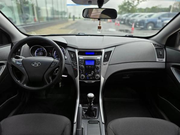 Hyundai Sonata VI (YF) с пробегом 2011 года, цена 715 000 рублей, 253990 км, седан, Автокод Объявления