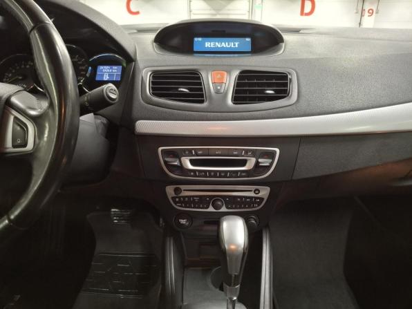 Renault Fluence I с пробегом 2010 года, цена 560 000 рублей, 261503 км, седан, Автокод Объявления