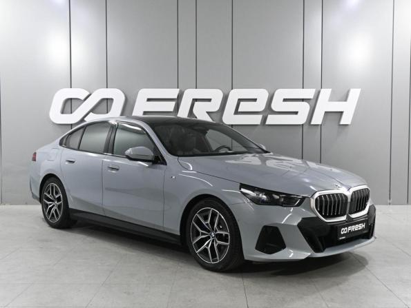 BMW 5 серии VIII (G60/G61/G68) с пробегом 2024 года, цена 7 499 000 рублей, 15000 км, седан, Автокод Объявления