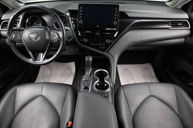Toyota Camry VIII (XV70) Рестайлинг с пробегом 2021 года, цена 3 249 000 рублей, 59850 км, седан, Автокод Объявления