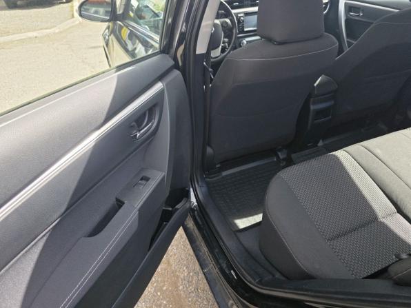 Toyota Corolla XI (E160 E170 E180) с пробегом 2014 года, цена 1 375 000 рублей, 140000 км, седан, Автокод Объявления