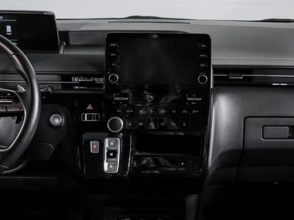 Hyundai Staria I с пробегом 2022 года, цена 4 640 000 рублей, 121183 км, минивэн, Автокод Объявления